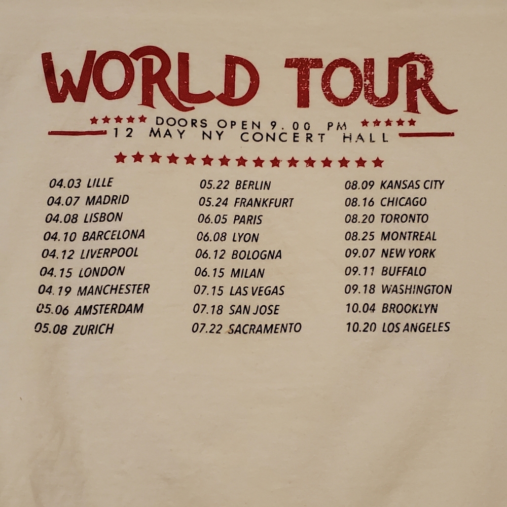 Dirtee Laundry Graphic Tee
